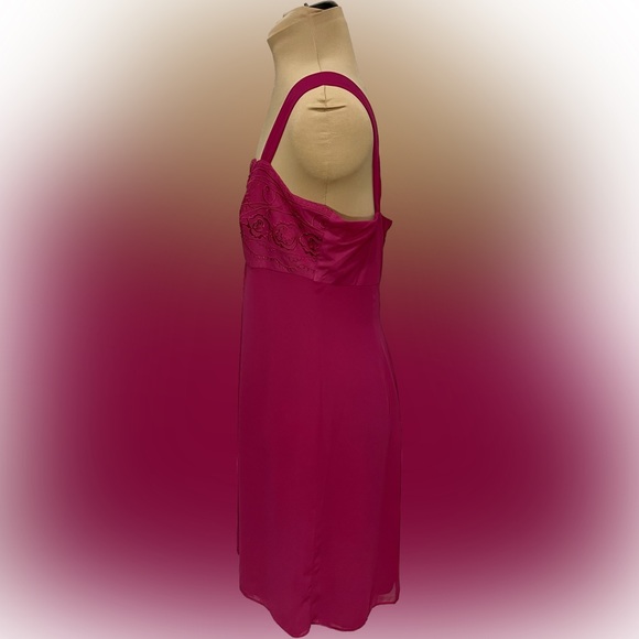 NWT Bandolino Magenta Pink Lotus Floral Bust Dress - Picture 2 of 5